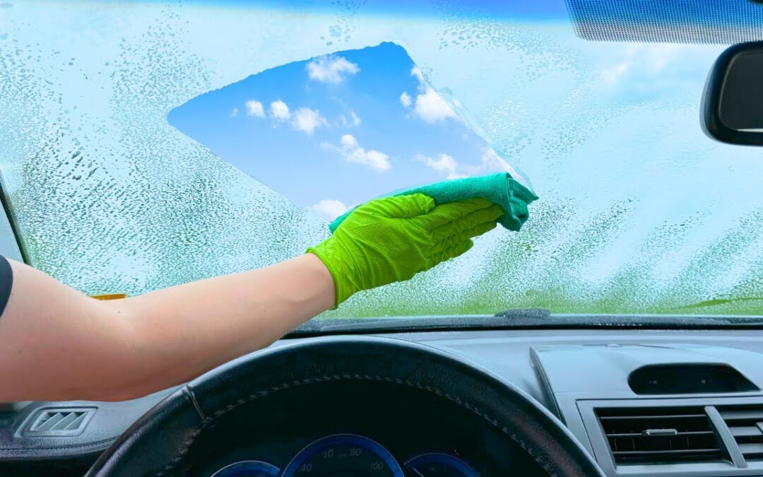 What is the Best Way to Clean the Inside Car Windshield?